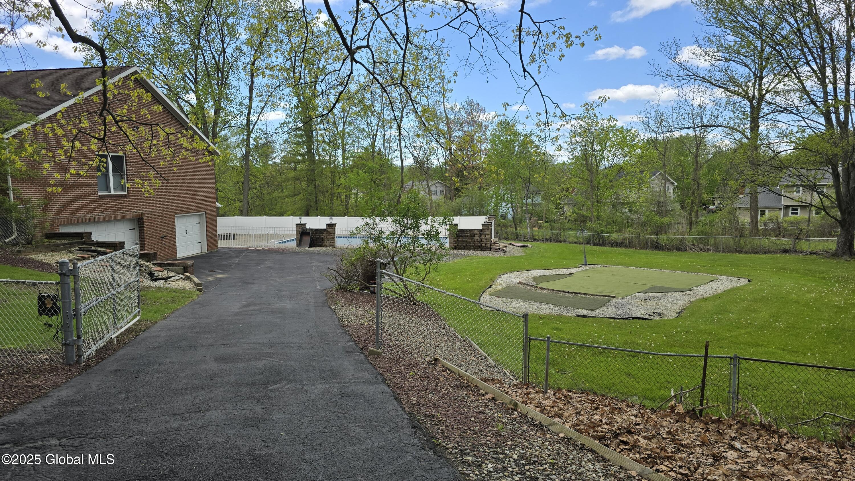 505 Elm Avenue Bethlehem, NY 12158 - Photo 15 of 62 1000011812