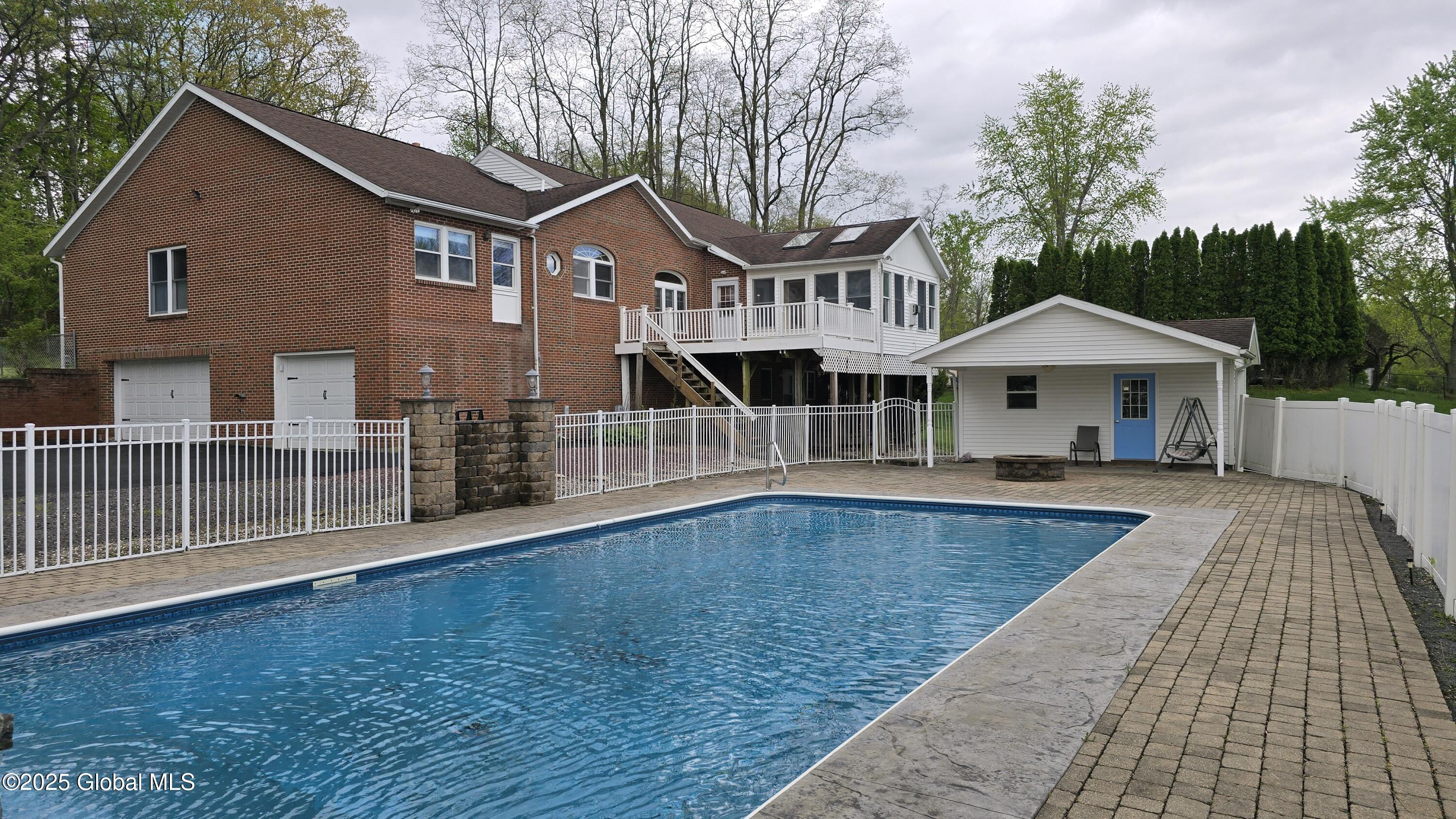 505 Elm Avenue Bethlehem, NY 12158 - Photo 2 of 62 1000011816