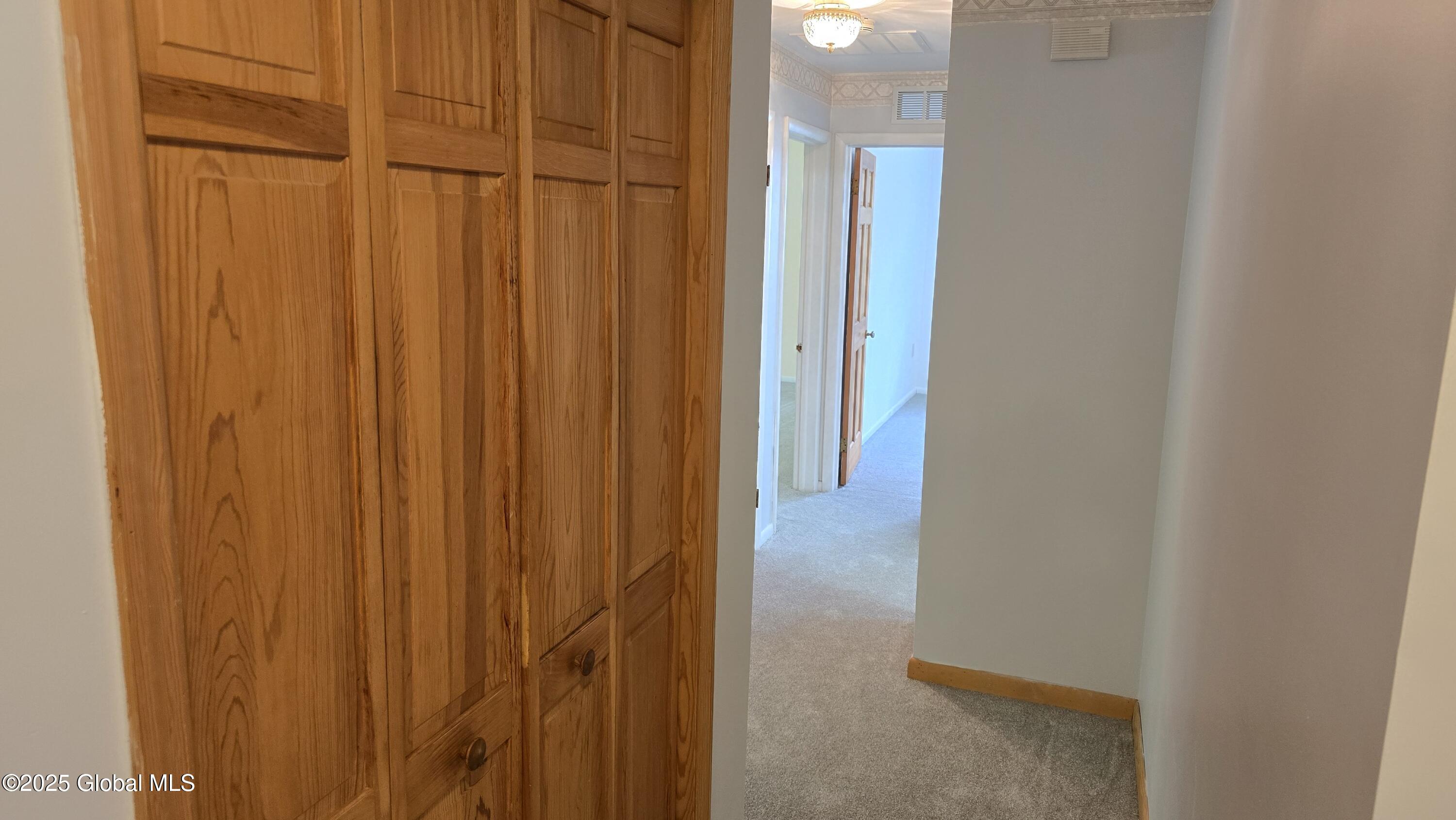 505 Elm Avenue Bethlehem, NY 12158 - Photo 45 of 62 1000011784