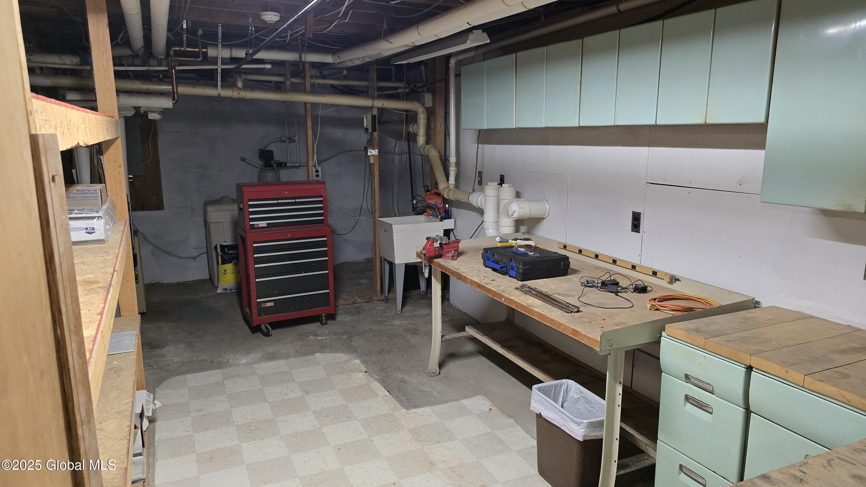 505 Elm Avenue Bethlehem, NY 12158 - Photo 56 of 62 1000011799