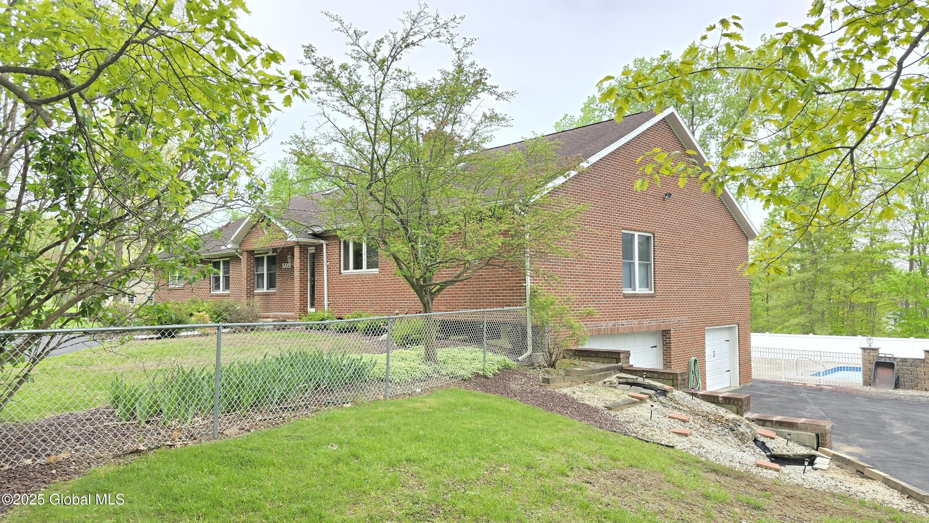 505 Elm Avenue Bethlehem, NY 12158 - Photo 6 of 62 1000011956