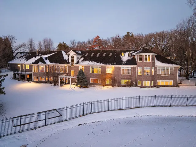 $2,795,000 | 4700 Merilane, Edina, MN 55436