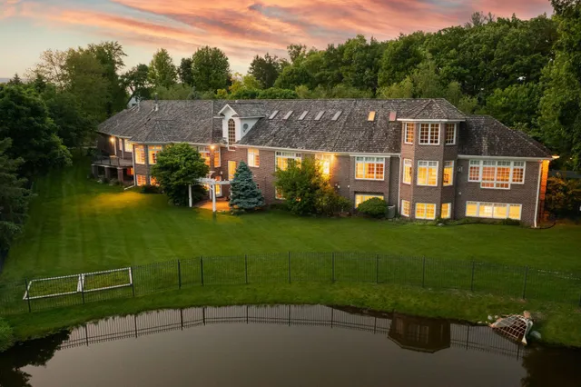 $2,795,000 | 4700 Merilane, Edina, MN 55436