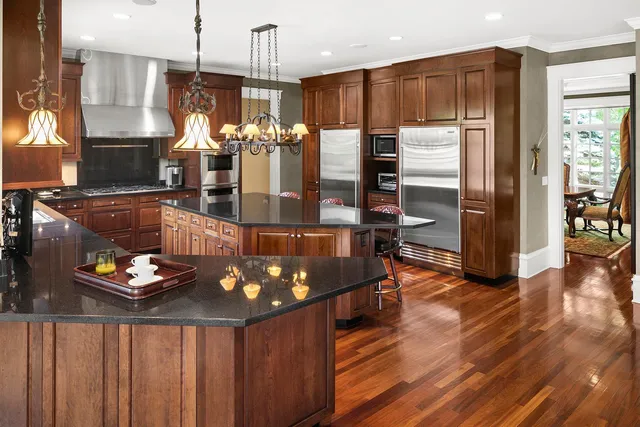 $2,795,000 | 4700 Merilane, Edina, MN 55436