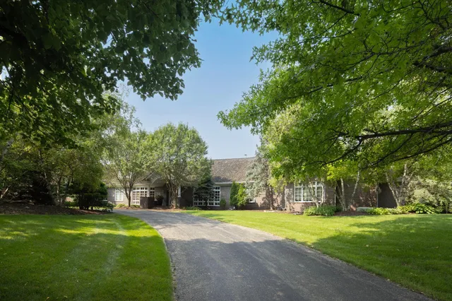 $2,795,000 | 4700 Merilane, Edina, MN 55436