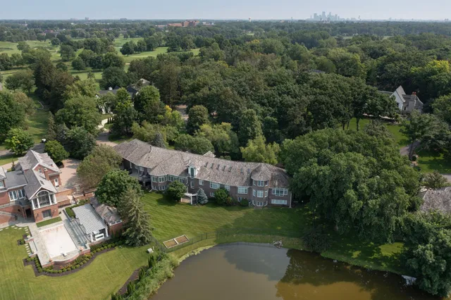$2,795,000 | 4700 Merilane, Edina, MN 55436