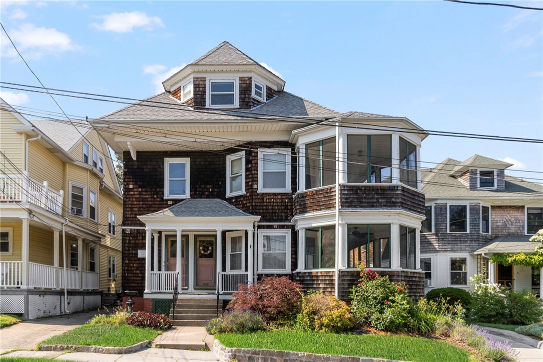 31 Windsor Road, Unit 3 Cranston, RI 02905 - Photo 4 of 20