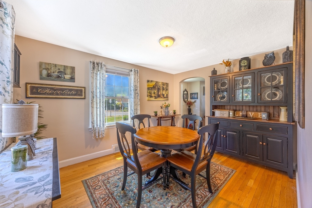99 Granby Road South Hadley, MA 01075 - Photo 9 of 32 Gallery Image 9