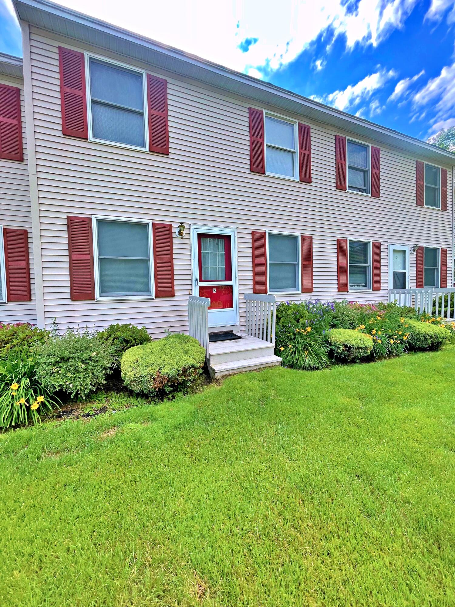 135 Mayo Road, Unit B Hampden, ME 04444 - Photo 1 of 20 Front