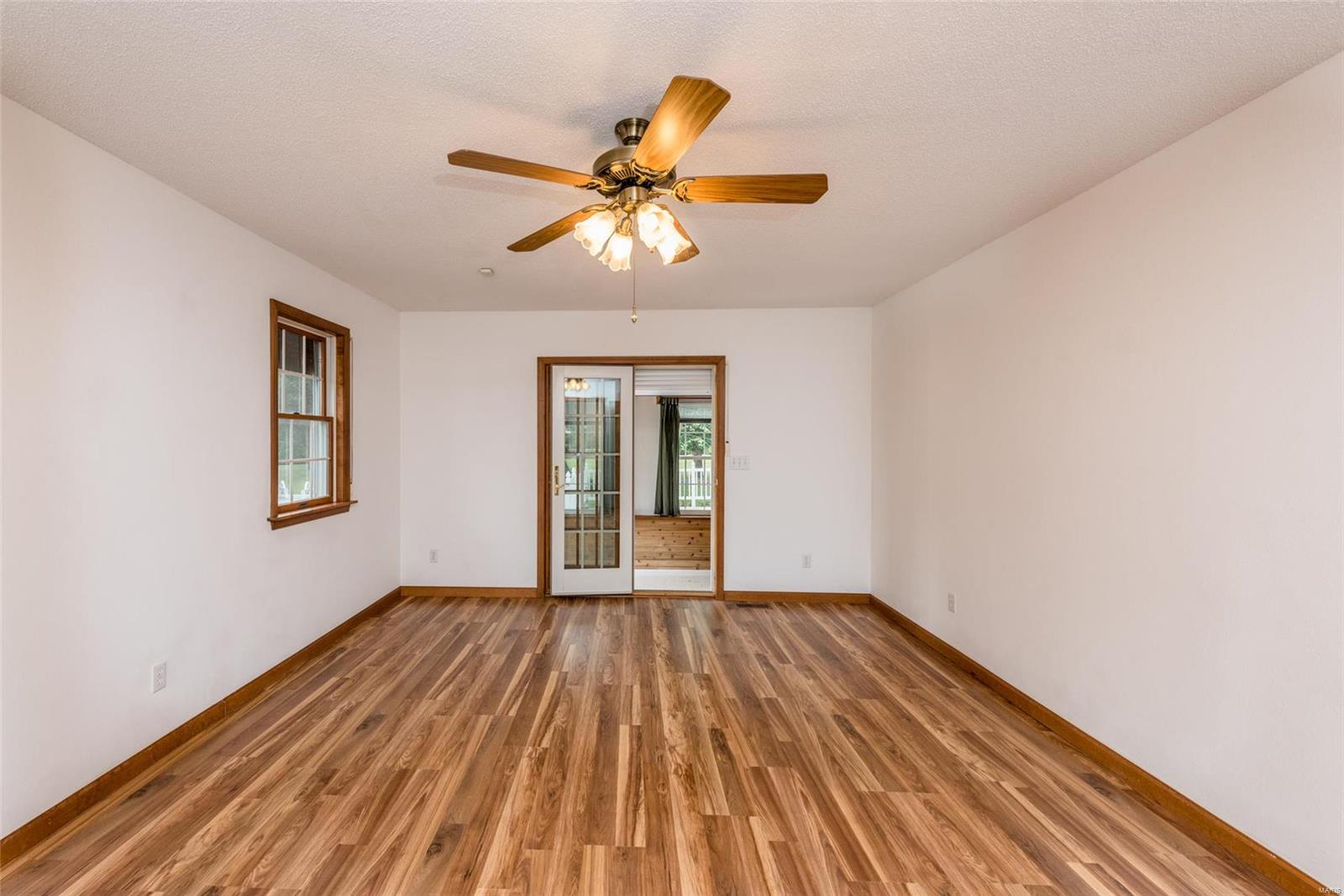 8576 Old Lebanon Troy Road Troy, IL 62294 - Photo 27 of 96