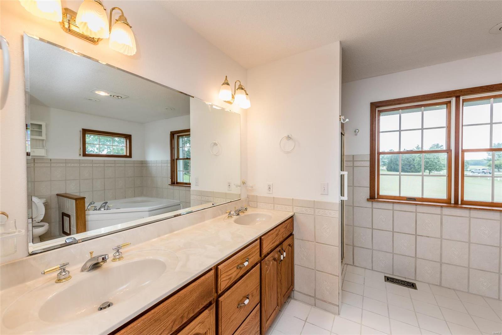 8576 Old Lebanon Troy Road Troy, IL 62294 - Photo 29 of 96