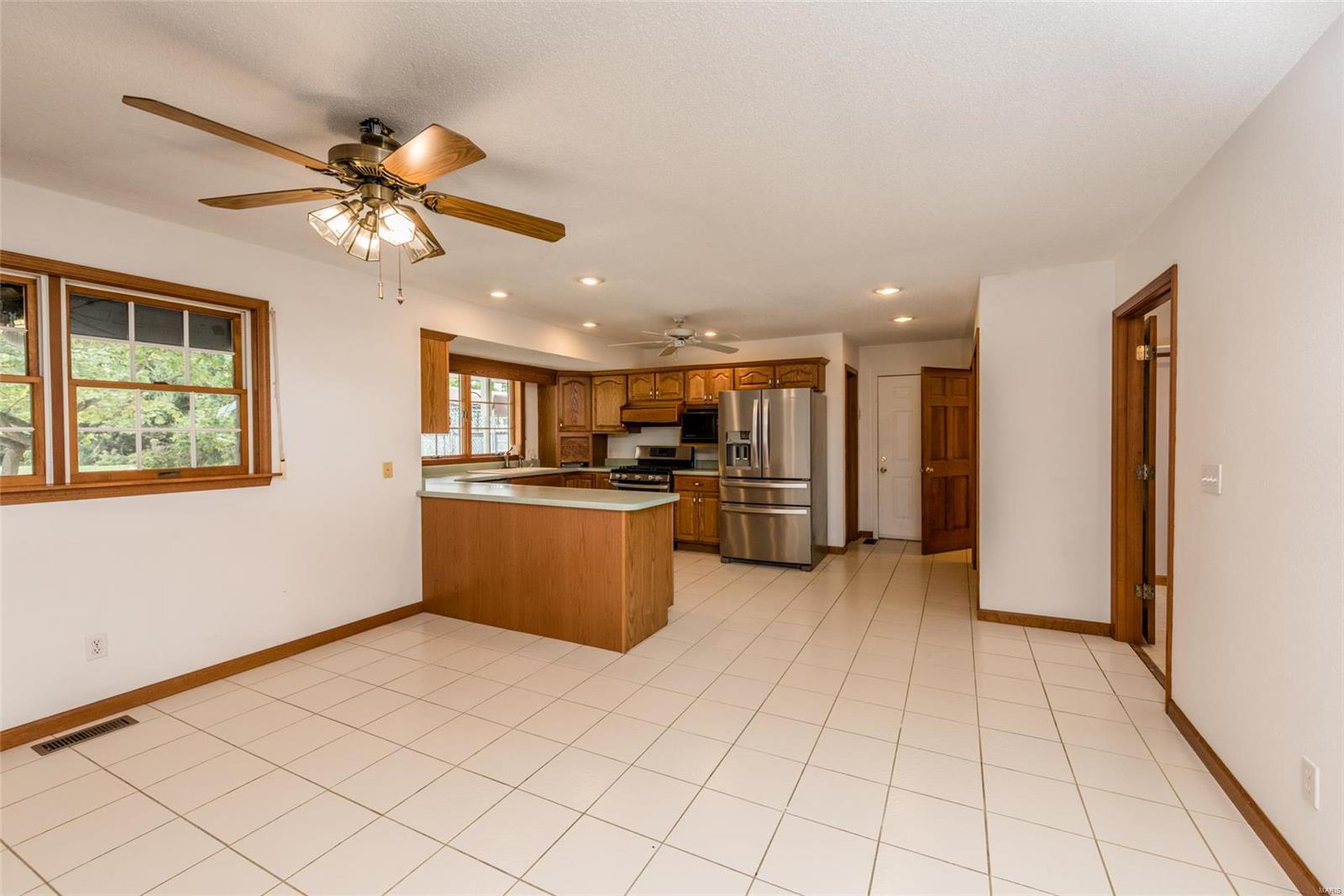 8576 Old Lebanon Troy Road Troy, IL 62294 - Photo 34 of 96