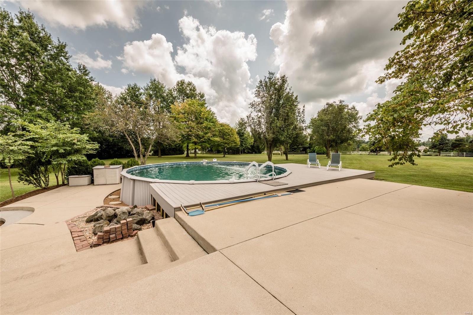 8576 Old Lebanon Troy Road Troy, IL 62294 - Photo 76 of 96