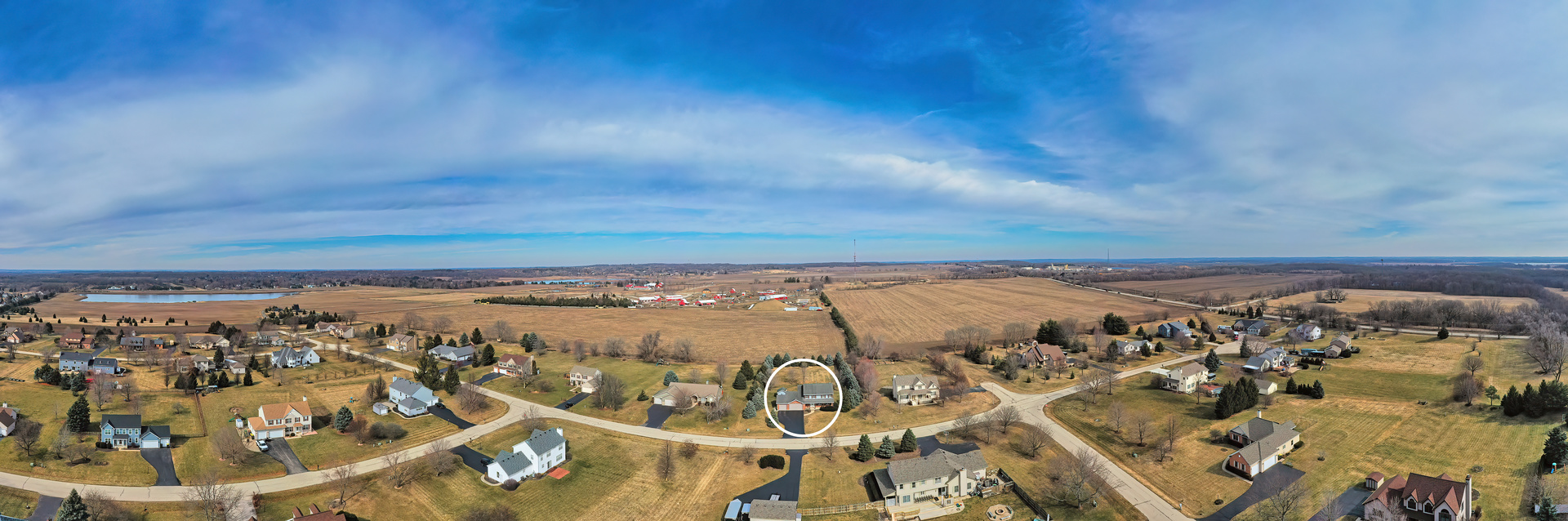 814 Suzanne Lane Spring Grove, IL 60081 - Photo 42 of 45 an aerial view of a city