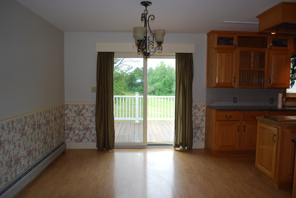 154 Moffitt Road Plattsburgh, NY 12901 - Photo 5 of 28 Gallery Image 5