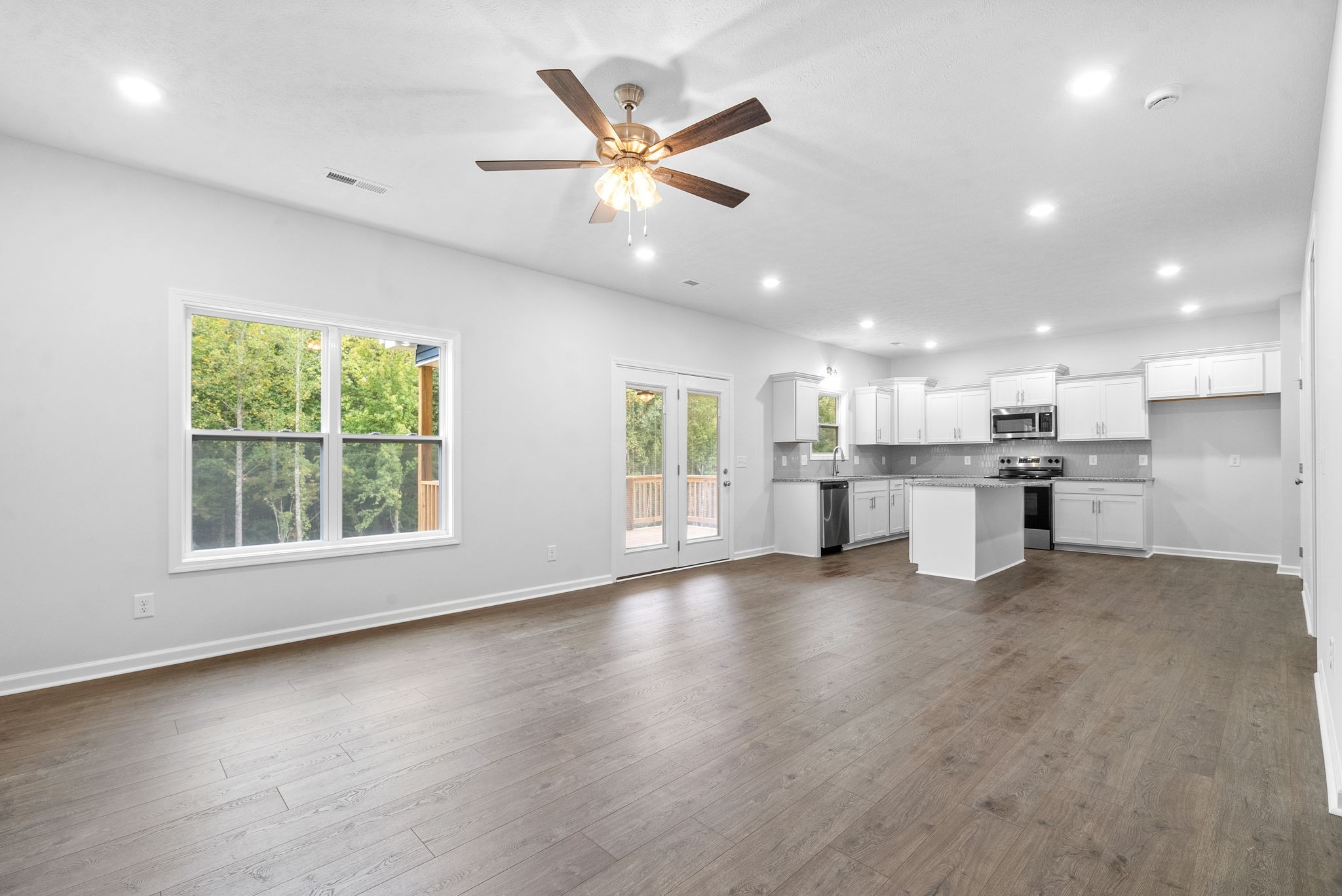 1212 Boulder Pass Road Clarksville, TN 37040 - Photo 4 of 34