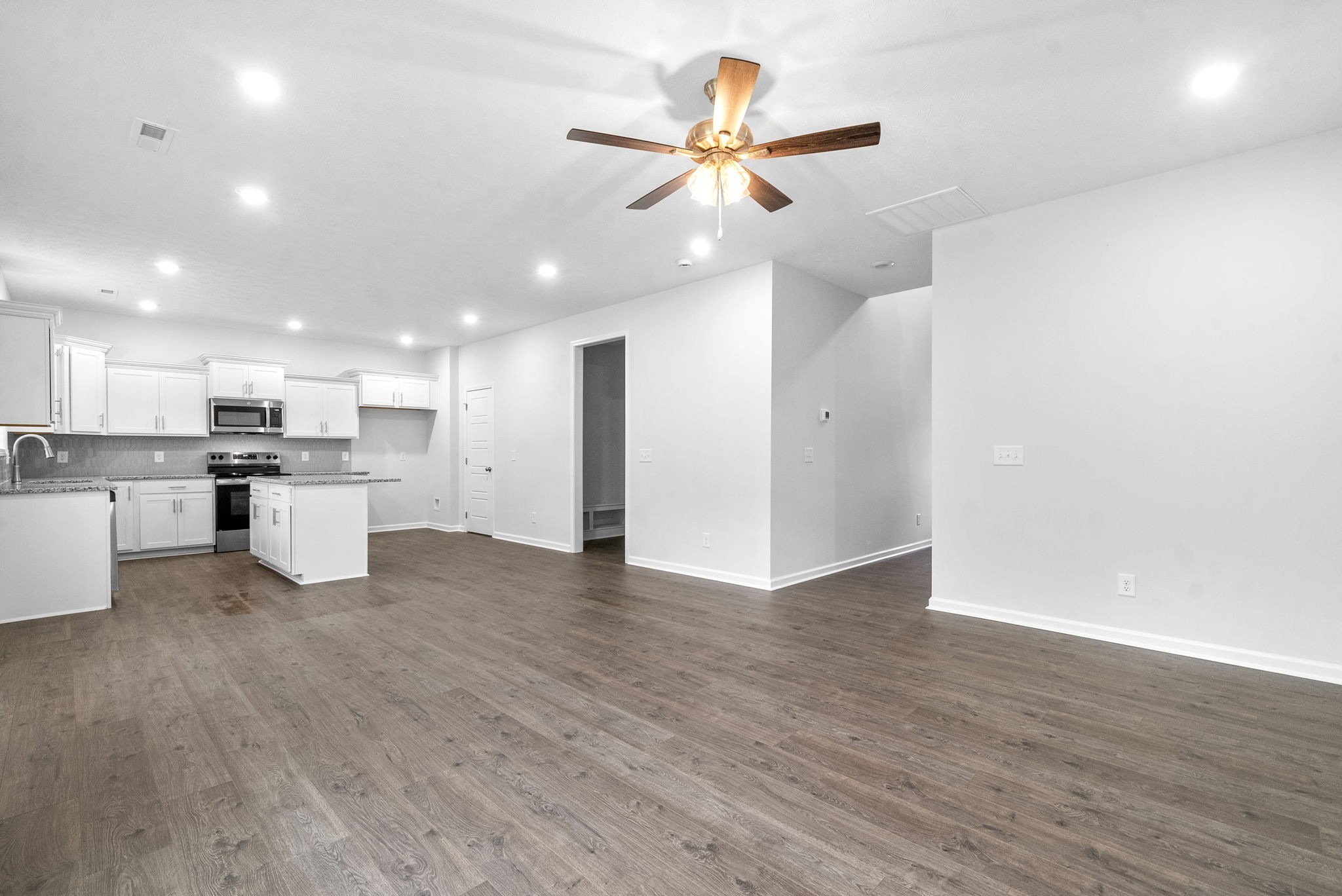 1212 Boulder Pass Road Clarksville, TN 37040 - Photo 5 of 34