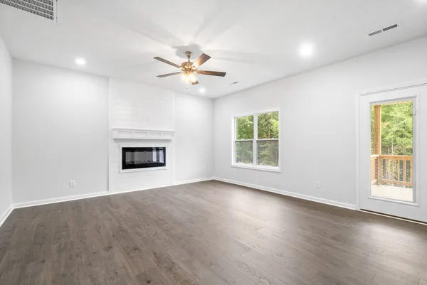 $2,500 | 1212 Boulder Pass Road, Clarksville, TN 37040