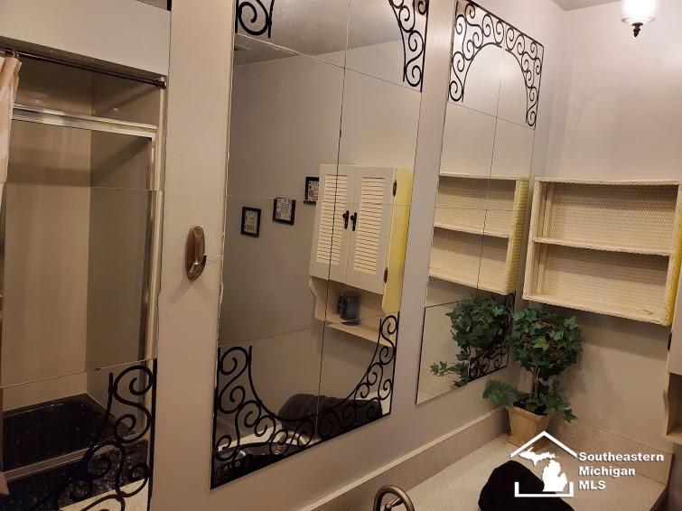 5900 Leroux Road Newport, MI 48166 - Photo 17 of 25 50012482-16.JPG