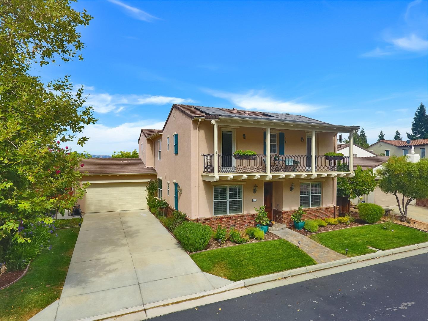 7120 Eagle Ridge Drive Gilroy, CA 95020 - Photo 4 of 21 a front view of a house with a yard