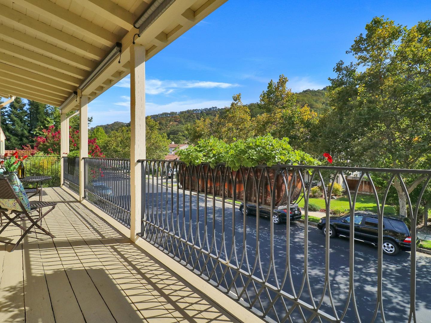 7120 Eagle Ridge Drive Gilroy, CA 95020 - Photo 5 of 21 a view of balcony with chairs