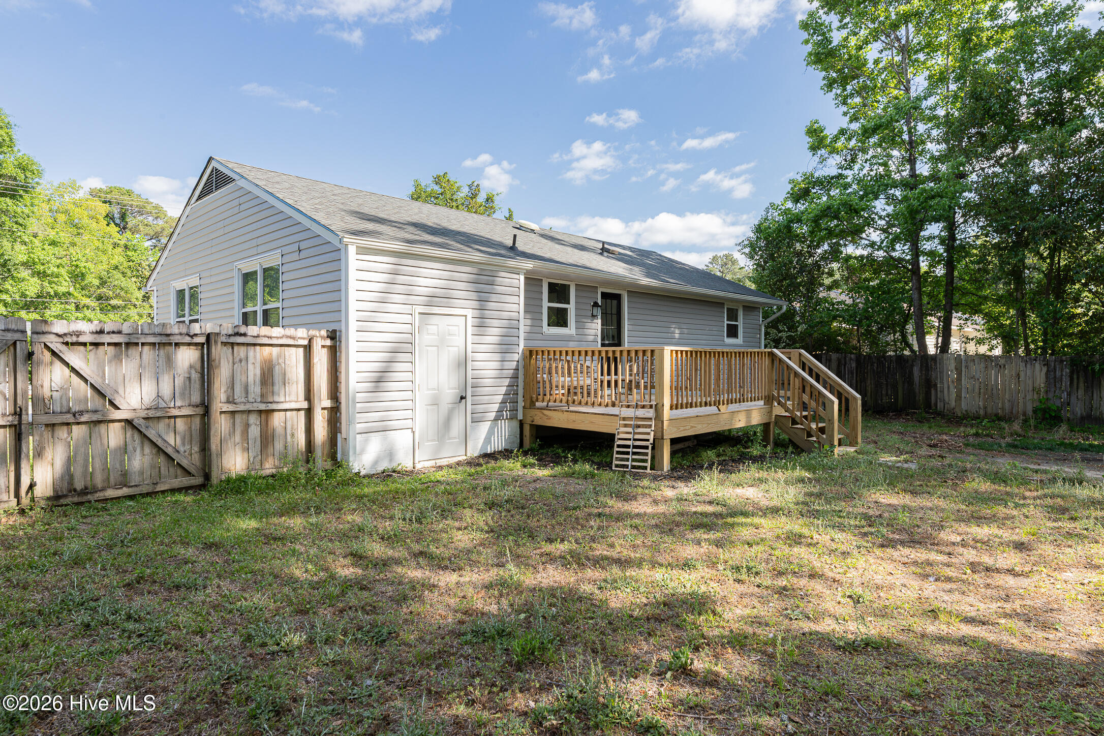 1009 River Street Jacksonville, NC 28540 - Photo 36 of 43 37REAR