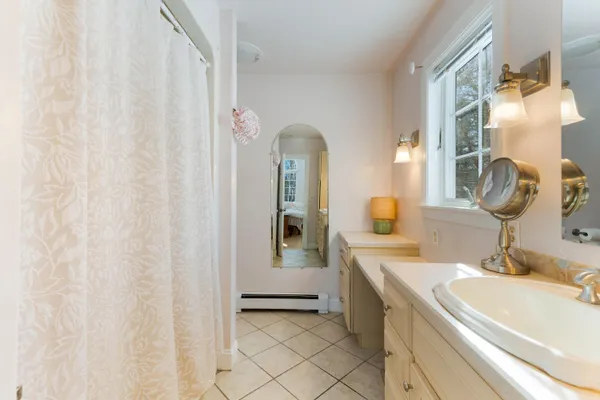 $665,000 | 23 Sunny Acres Lane, Boothbay, ME 04537