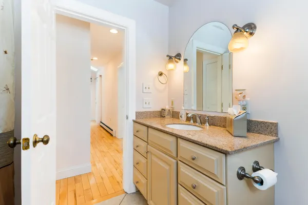 $665,000 | 23 Sunny Acres Lane, Boothbay, ME 04537