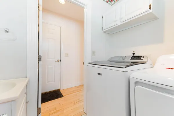 $665,000 | 23 Sunny Acres Lane, Boothbay, ME 04537