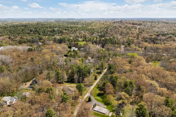 $665,000 | 23 Sunny Acres Lane, Boothbay, ME 04537