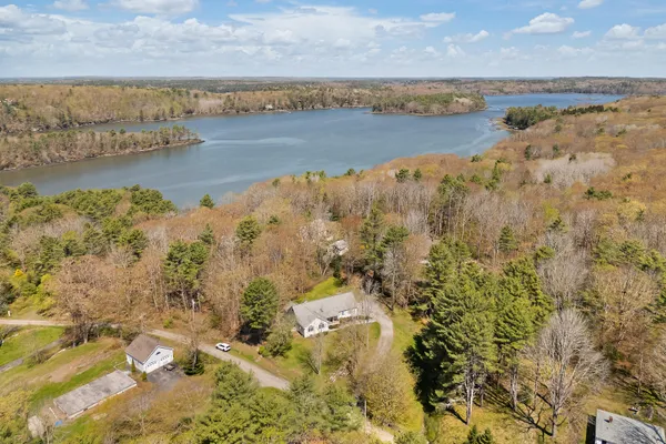 $665,000 | 23 Sunny Acres Lane, Boothbay, ME 04537