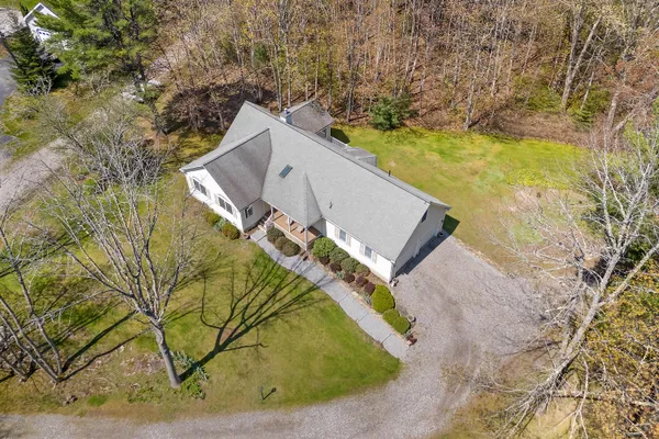 $665,000 | 23 Sunny Acres Lane, Boothbay, ME 04537