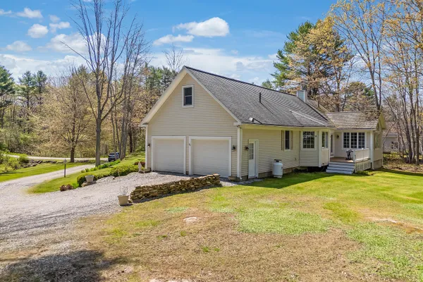 $665,000 | 23 Sunny Acres Lane, Boothbay, ME 04537