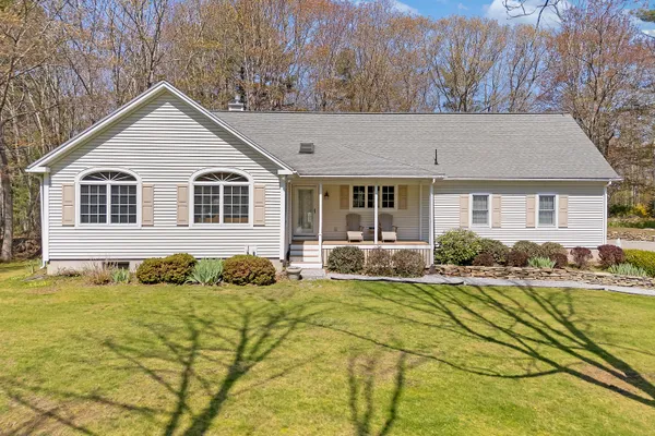 $665,000 | 23 Sunny Acres Lane, Boothbay, ME 04537