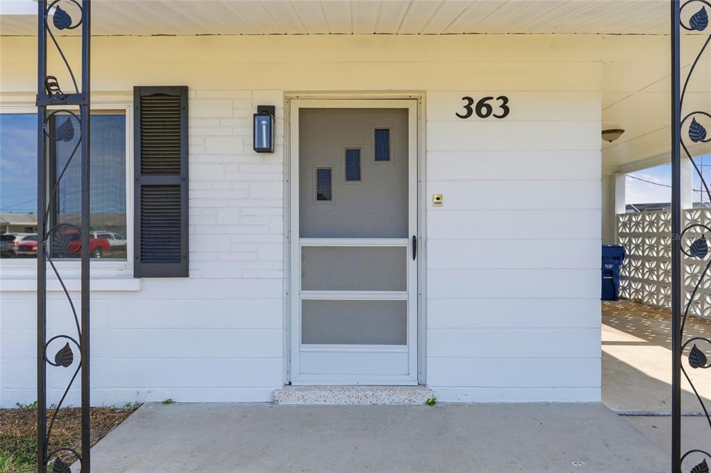 363 Glen Oak Road Venice, FL 34293 - Photo 7 of 53 a view of front door of house