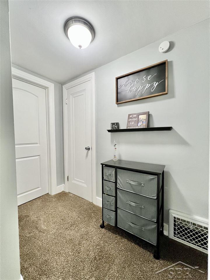 404 North Farley Road Bay City, MI 48708 - Photo 15 of 43 50079039-14.JPG