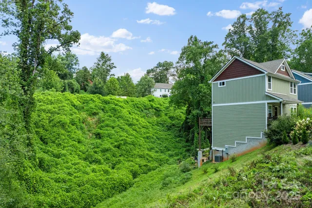 $199,000 | 132 Houston Street, Unit B, Asheville, NC 28801