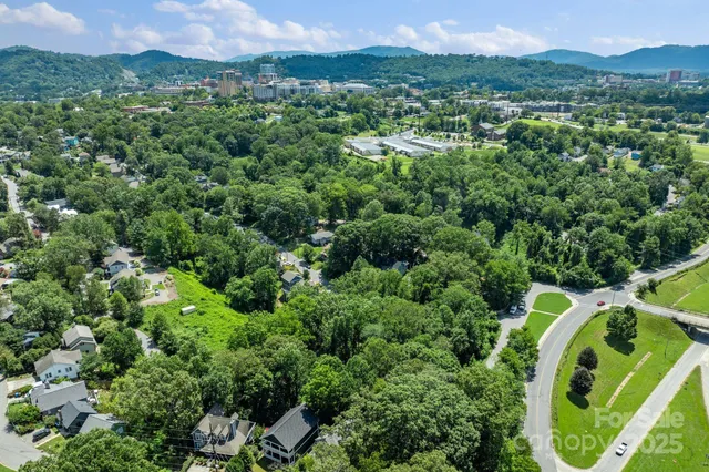 $199,000 | 132 Houston Street, Unit B, Asheville, NC 28801