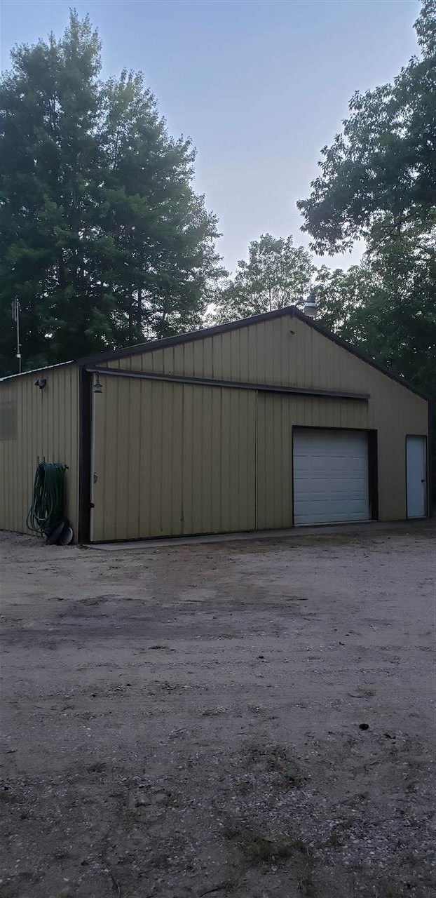 6162 North 21 Road Mesick, MI 49668 - Photo 17 of 52 1865134-17.JPG