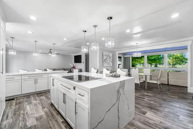 $950,000 | 5976 East Butler Avenue, Fresno, CA 93727