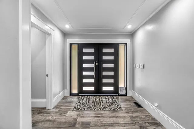 $950,000 | 5976 East Butler Avenue, Fresno, CA 93727