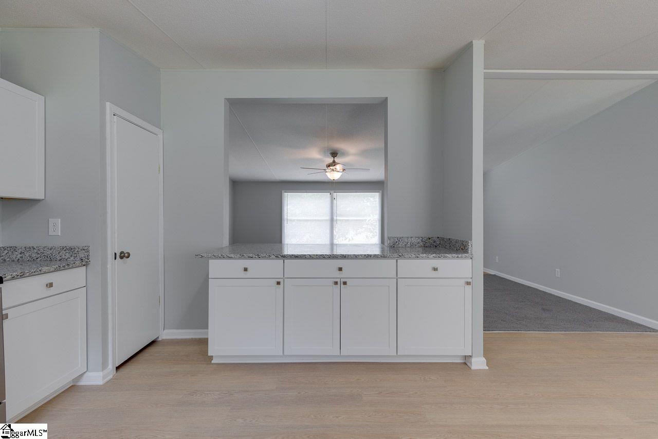 117 Acorn Trail Fountain Inn, SC 29644 - Photo 12 of 36 Gallery Image 12