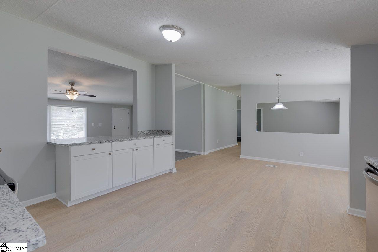 117 Acorn Trail Fountain Inn, SC 29644 - Photo 13 of 36 Gallery Image 13
