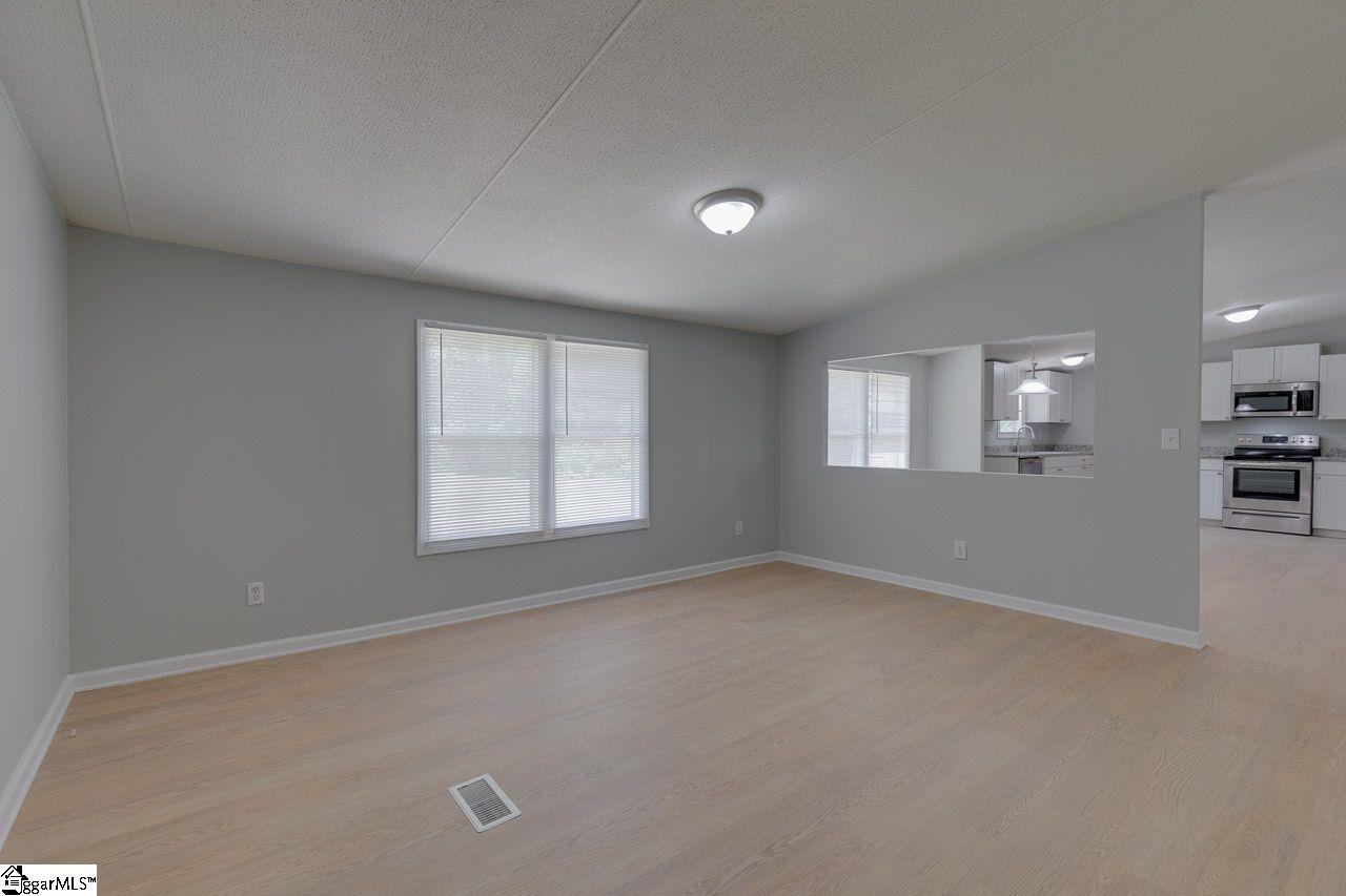 117 Acorn Trail Fountain Inn, SC 29644 - Photo 16 of 36 Gallery Image 16