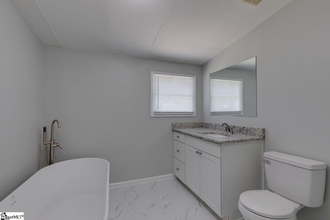 117 Acorn Trail Fountain Inn, SC 29644 - Photo 27 of 36 Gallery Image 27