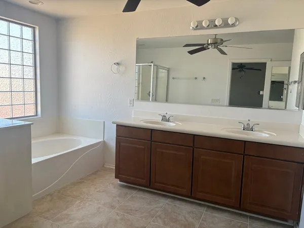 $2,950 | 7628 West Spur Drive, Peoria, AZ 85383