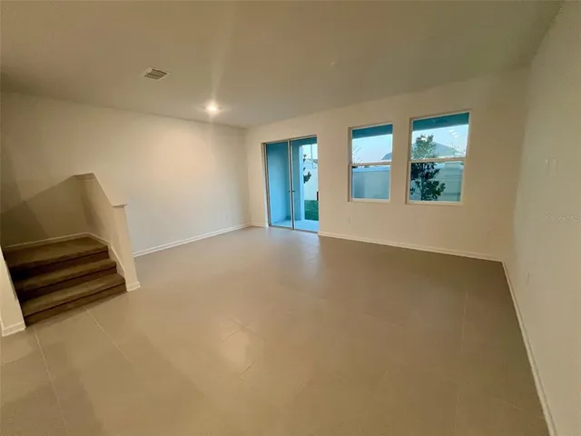 $1,800 | 313 Sol Vista Drive, Dundee, FL 33838