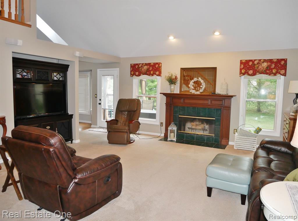 3328 Brompton Rochester Hills, MI 48309 - Photo 18 of 35