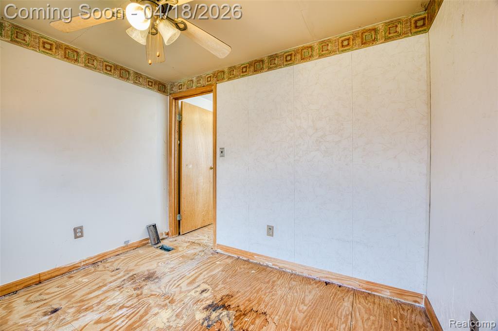 35740 Beverly Road Romulus, MI 48174 - Photo 19 of 28