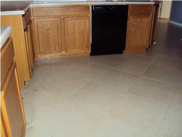 6371 Keating Road Pensacola, FL 32504 - Photo 15 of 21 cabinets